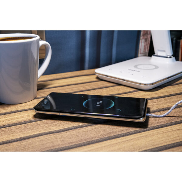 Groov-e GVMA141WE Magnetic Wireless Charger 15W – White: Fast Charging Solution - Image 4
