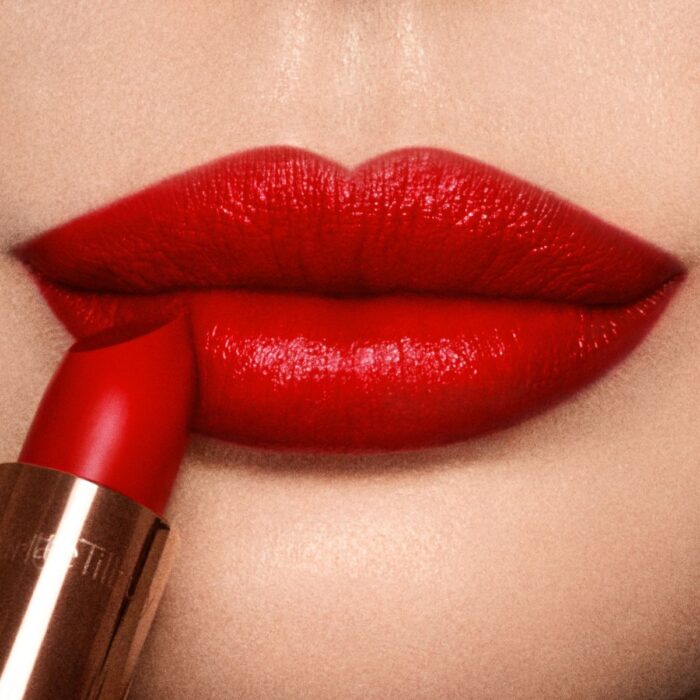 Charlotte Tilbury K.I.S.S.I.N.G Lipstick 3.5g - So Red - Image 2