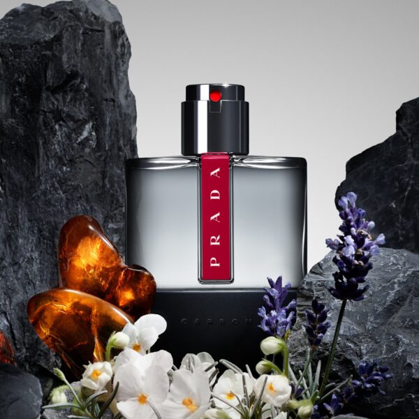Prada_luna_rossa_carbon-alt2 - Express1worlduk